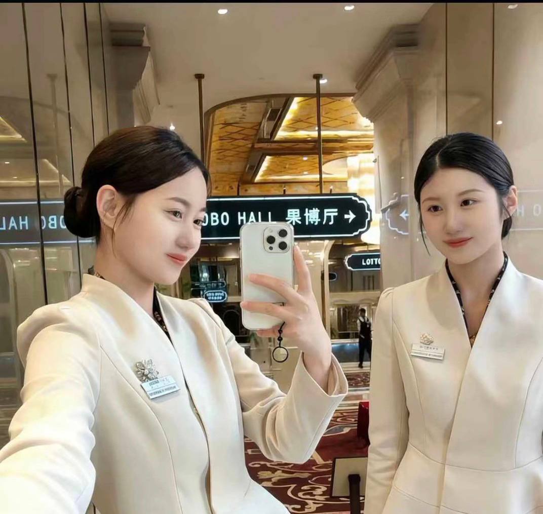果博福布斯 新英雄 星轨术士薇拉 技能解析